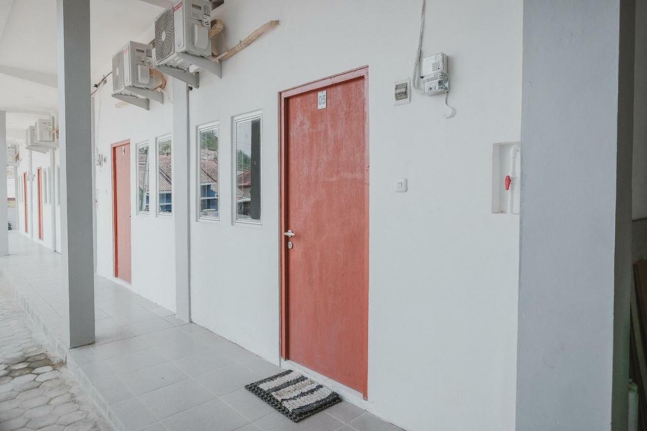 Reddoorz Near Gatot Subroto Lampung 2 Hotel Bandar Lampung Exterior photo